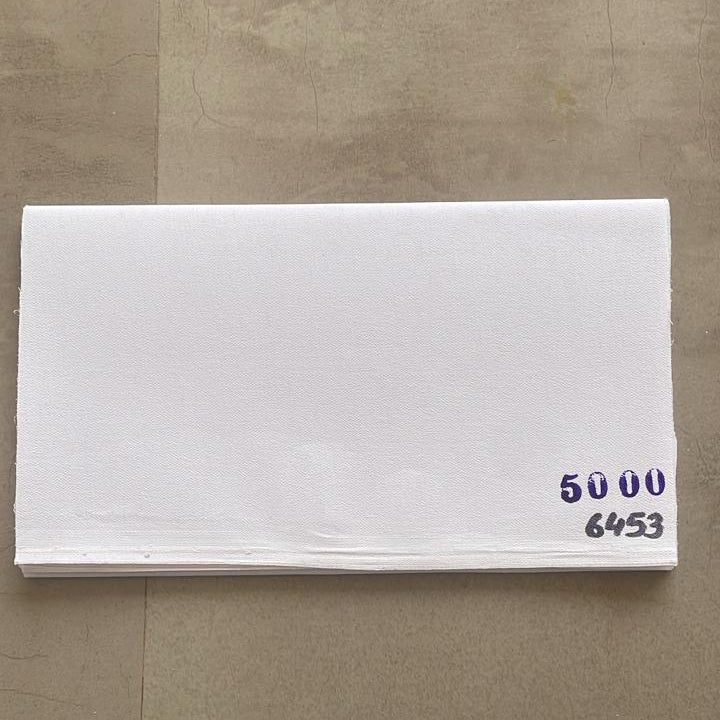 Quality 5000 – ₹27.50/meter | 40 GSM – Light Bleached Bakram A lightweight, peroxide bleached woven interlining ideal for shirt collars, cuffs, and lightweight kurta structures. The 40 GSM grade offers a clean, crisp finish with medium stiffness — perfect for garments requiring subtle support without added bulk. Available in fusible and non-fusible options. Width: 48 inches.